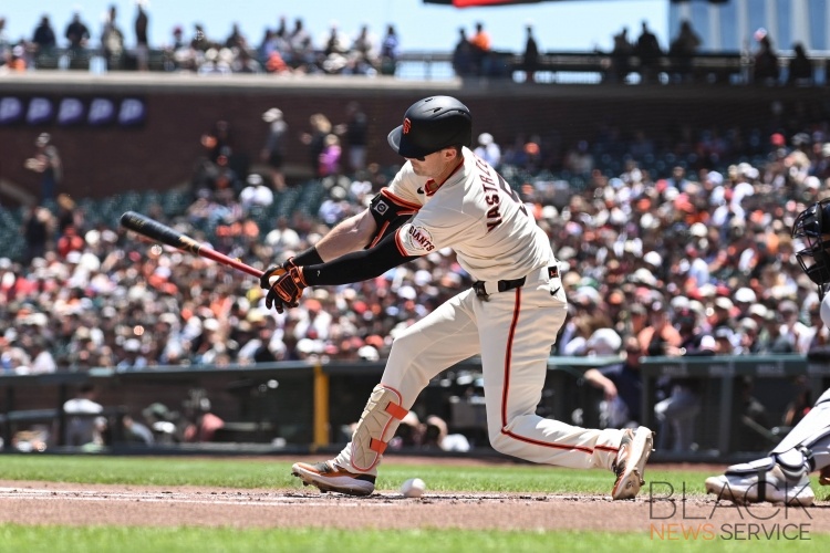 Giants Defeat Guardians 2-1