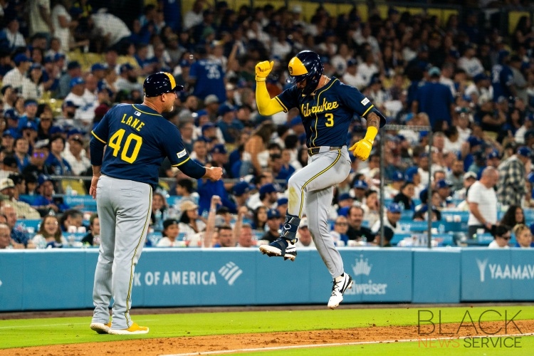 Dodgers Fall to Brewers 7-8
