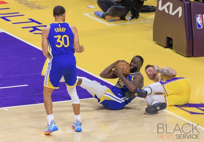 Lakers lose to Warriors, 109-119 Lakers lose to Warriors, 109-119