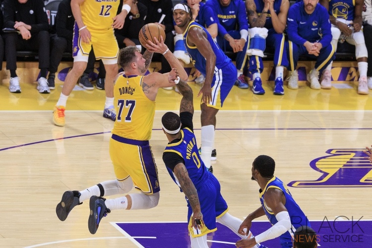 Lakers lose to Warriors, 109-119 Lakers lose to Warriors, 109-119