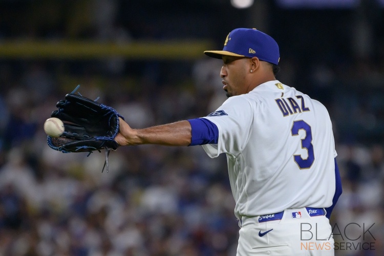 Dodgers defeat Diamondbacks, 3-2