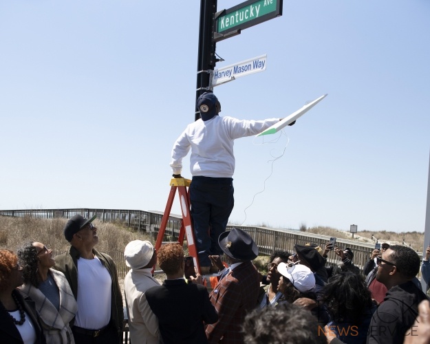 Harvey Mason Street Dedication