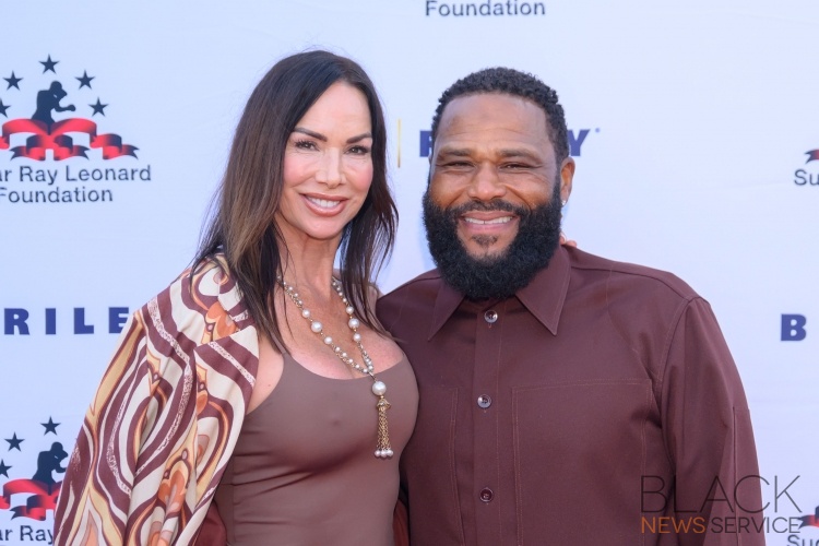 15th Annual Sugar Ray Leonard Charity Boxing Night - Arrivals