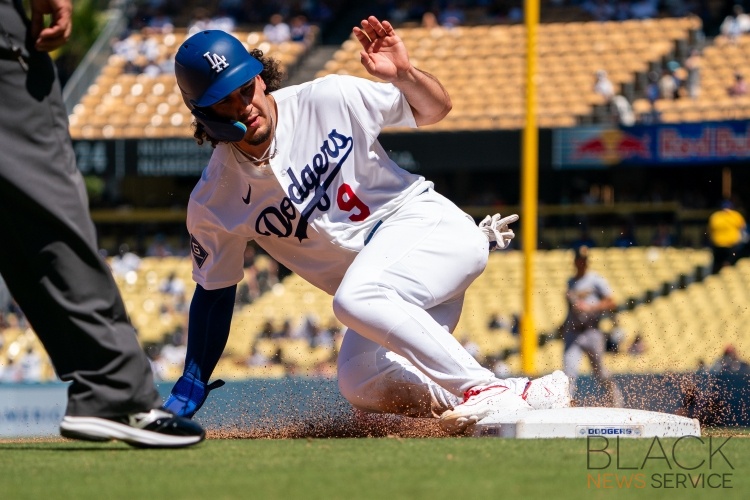 Dodgers Defeat Pitates 4-0