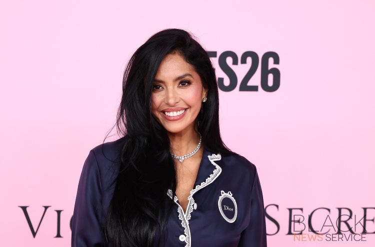 Victoria's Secret Fashion Show Pink Carpet