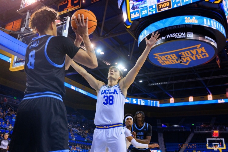 Bruins defeat Toreros, 82-50