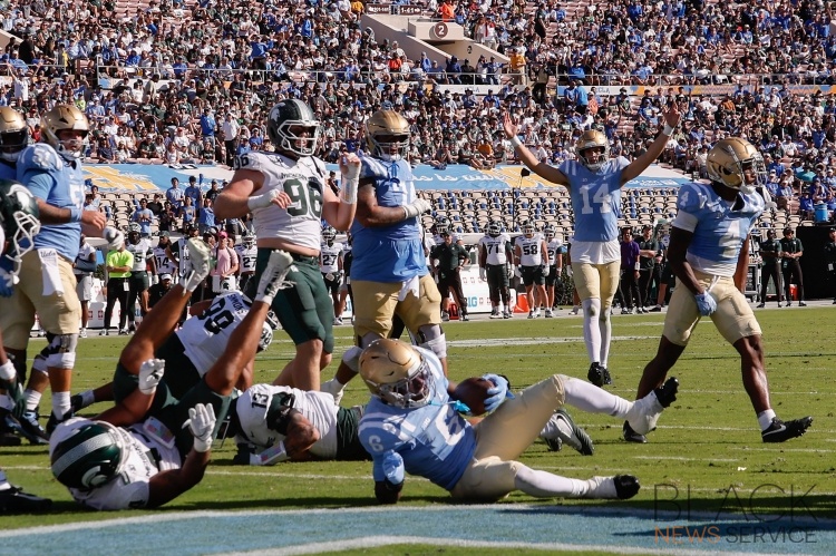 Bruins defeat Spartans, 28-10